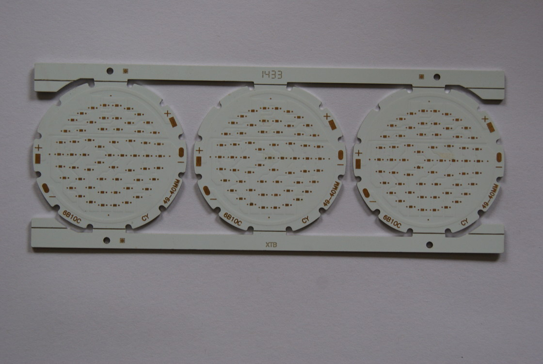 FR-4 IMS PCB 2-16 couches pour des performances optimales