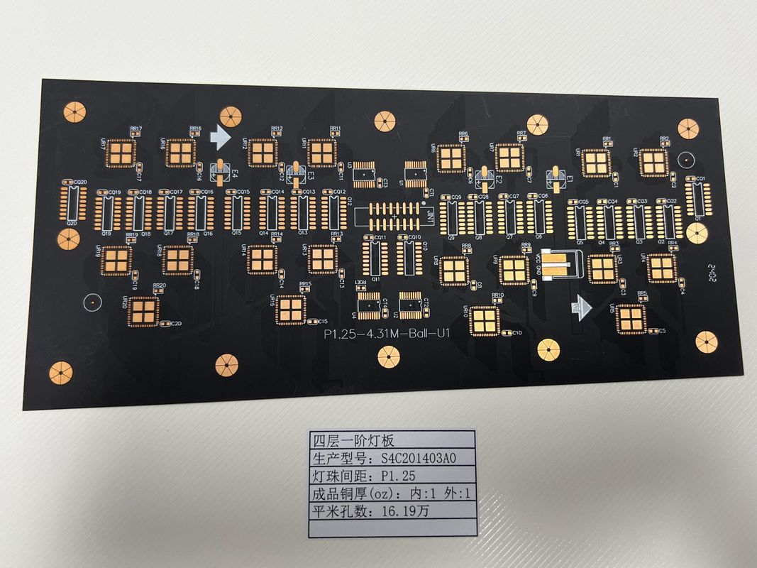 Écran LED P1.25 4L 1+N+1 HDI carte PCB spécialisée avec 0,15 mm de taille minimale de trou pour les applications de prise de lampe