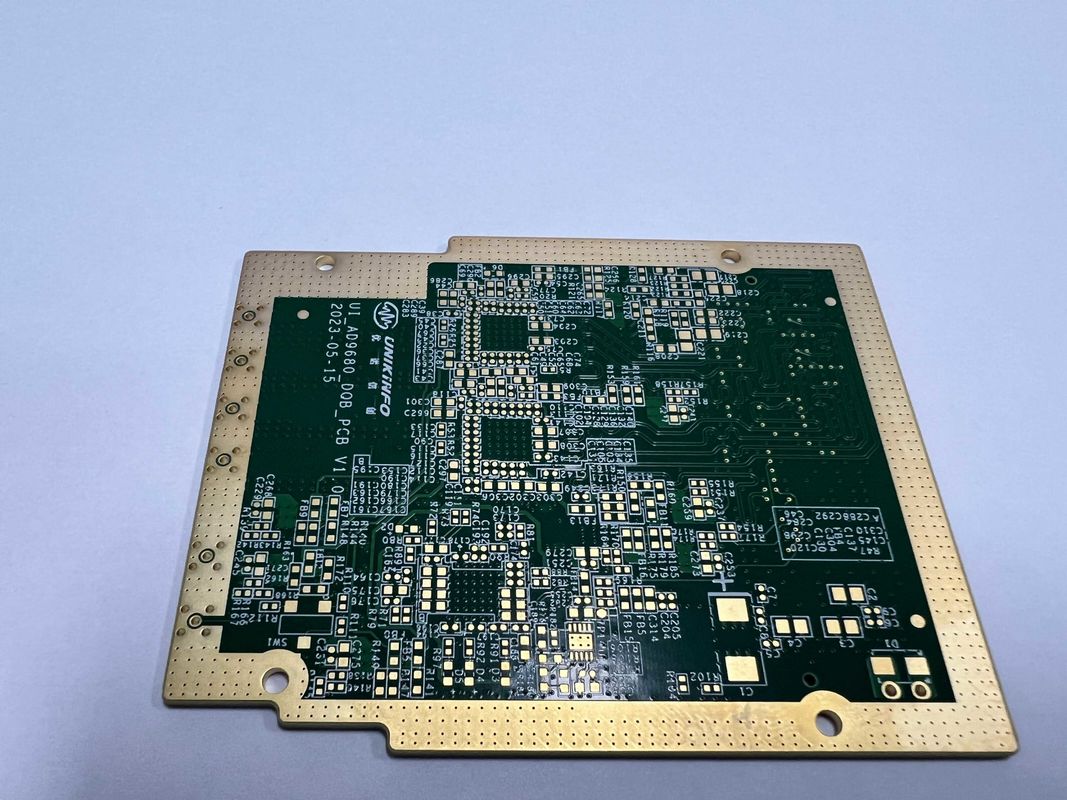 Plaque de PCB HDI de haute précision avec désalignement des couches /- 0.06 4L Min. Bga Pitch 0.3mm