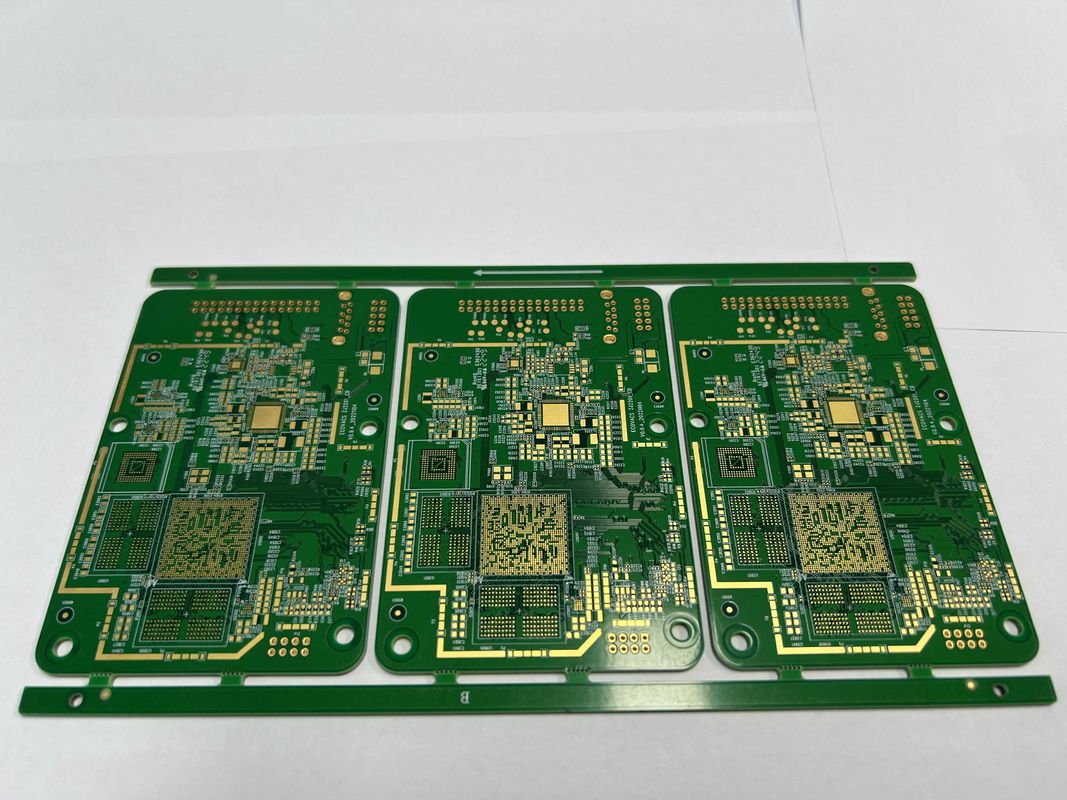 Plaque de PCB HDI à interconnexion haute densité d'épaisseur de 0,2 mm à 6,00 mm et prise de lampe