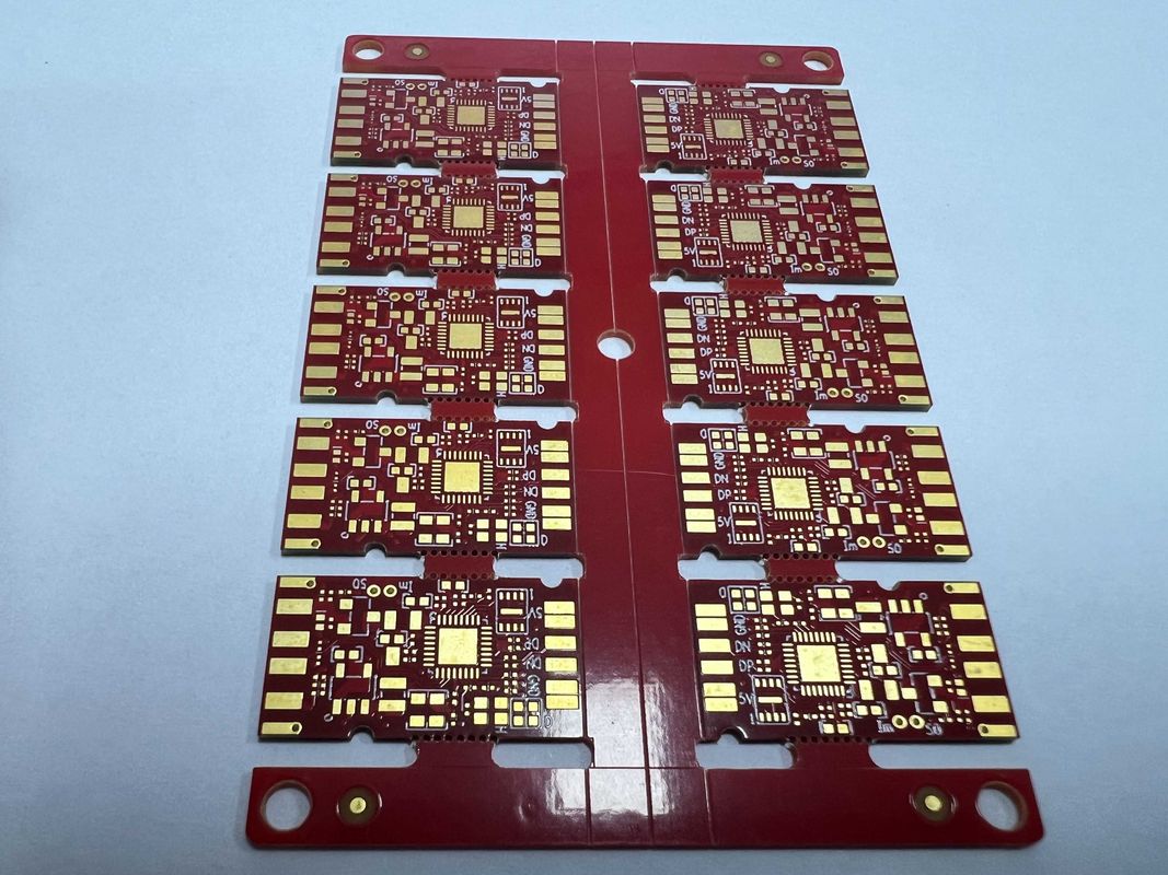 Carte PCB multicouche avec taille de panneau min. 50 mm x 50 mm, diamètre de trou de 0,10 mm, avec 20 um de cuivre dans les trous et test électrique à 100 %